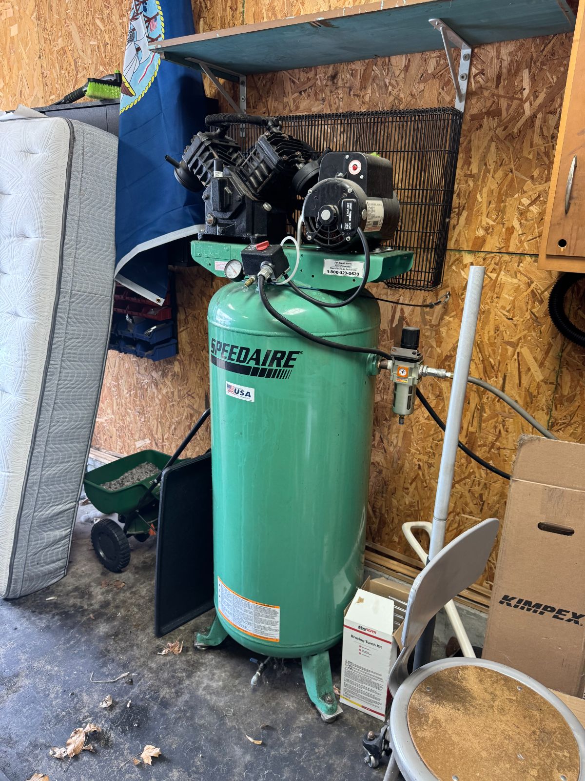 Speedaire 60-Gallon 5HP Vertical Air Compressor